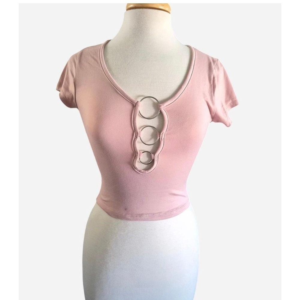 Streetwear Society Pink O-Ring Cutout Crop Top Short Sleeve Small‎ NWT